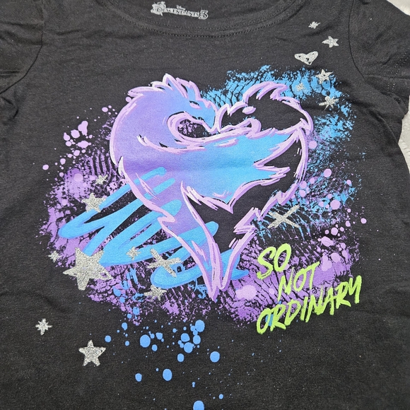 Disney Descendants 3 Girls Graphic T-Shirt XS 4/5 Black - Picture 3 of 5